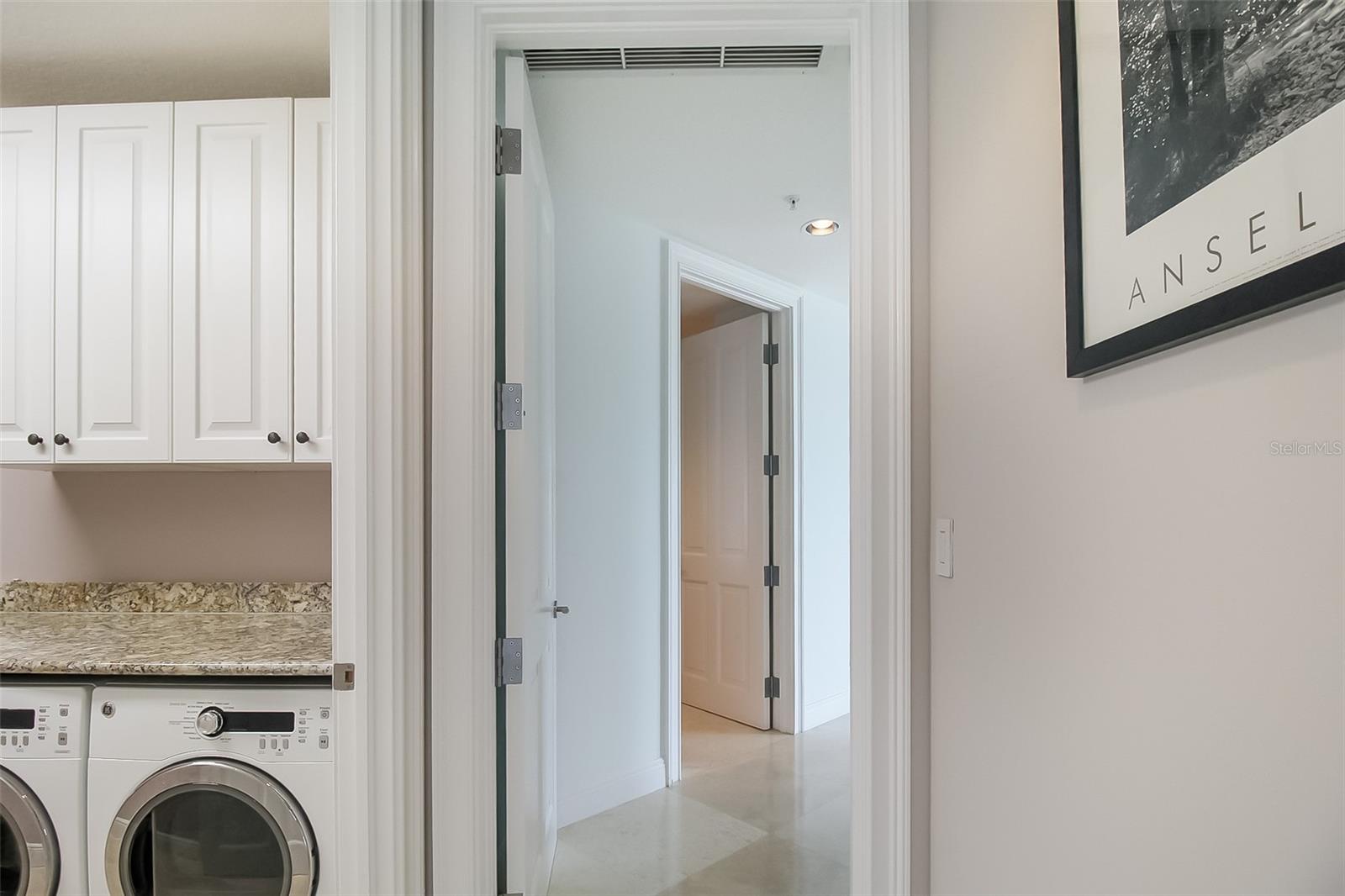 1300 BENJAMIN FRANKLIN DR #701, SARASOTA, FL, 34236