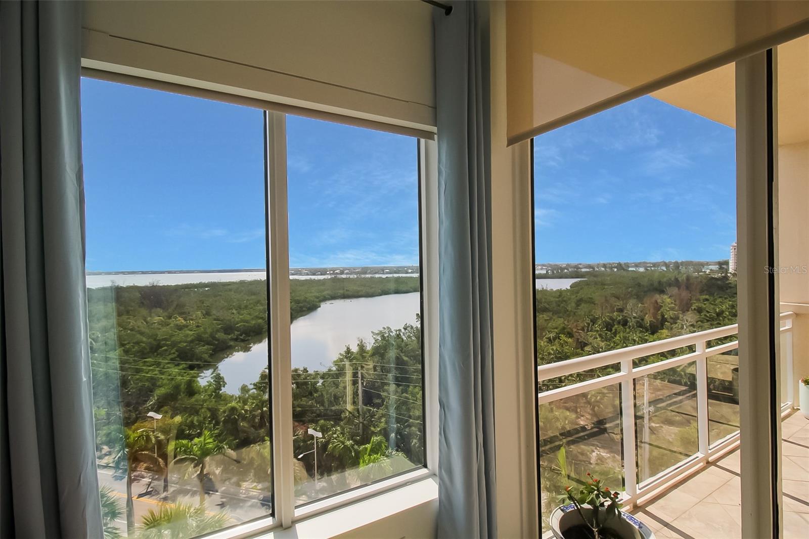 1300 BENJAMIN FRANKLIN DR #701, SARASOTA, FL, 34236