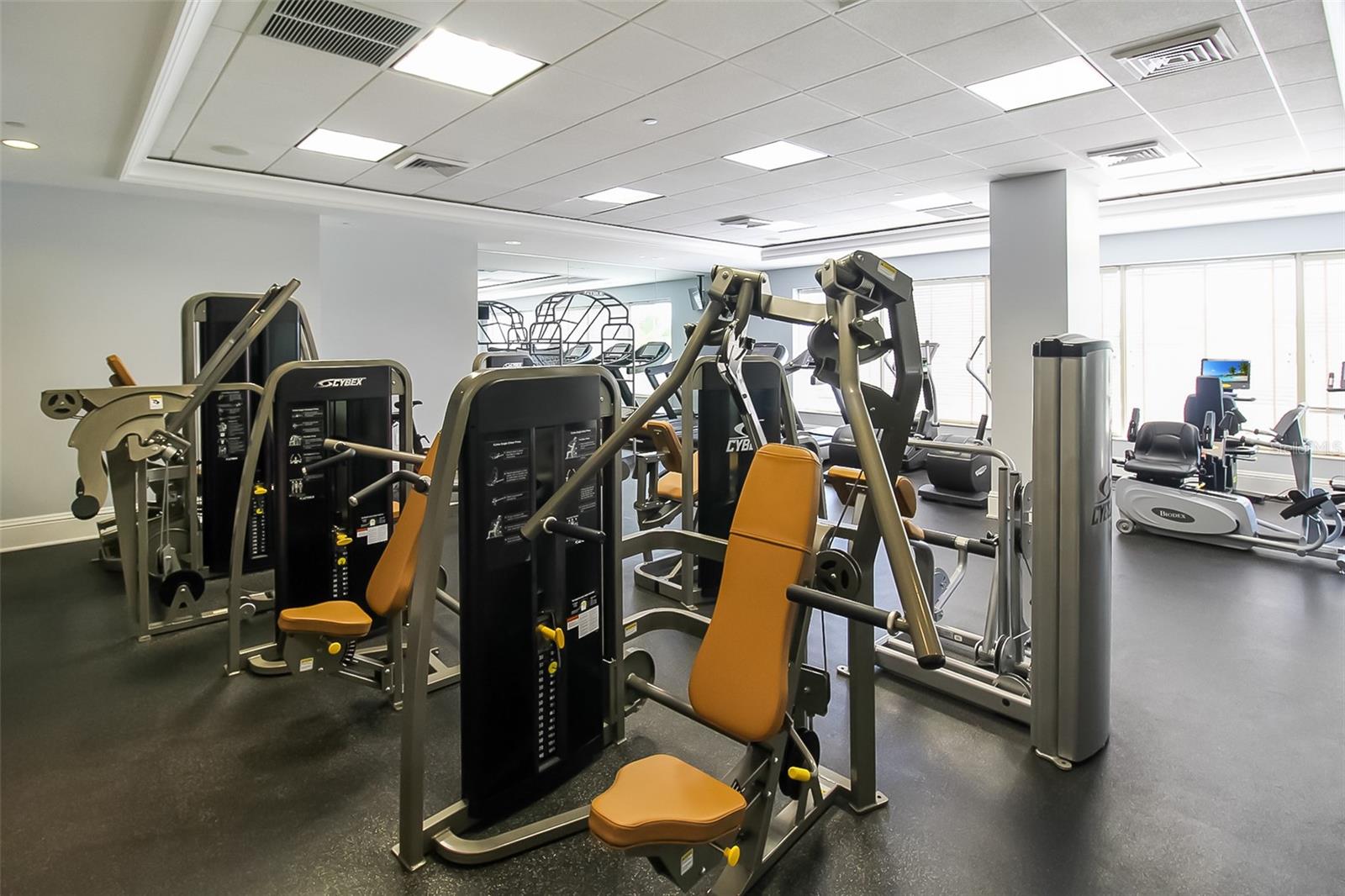 1300 BENJAMIN FRANKLIN DR #701, SARASOTA, FL, 34236