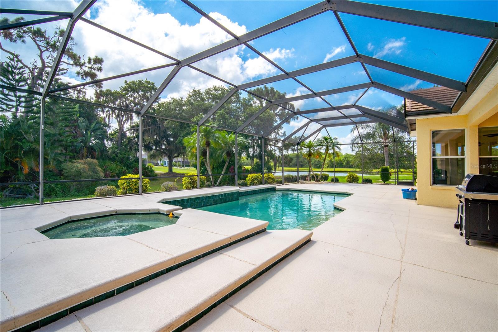 1103 SIGNATURE DR, SUN CITY CENTER, FL, 33573