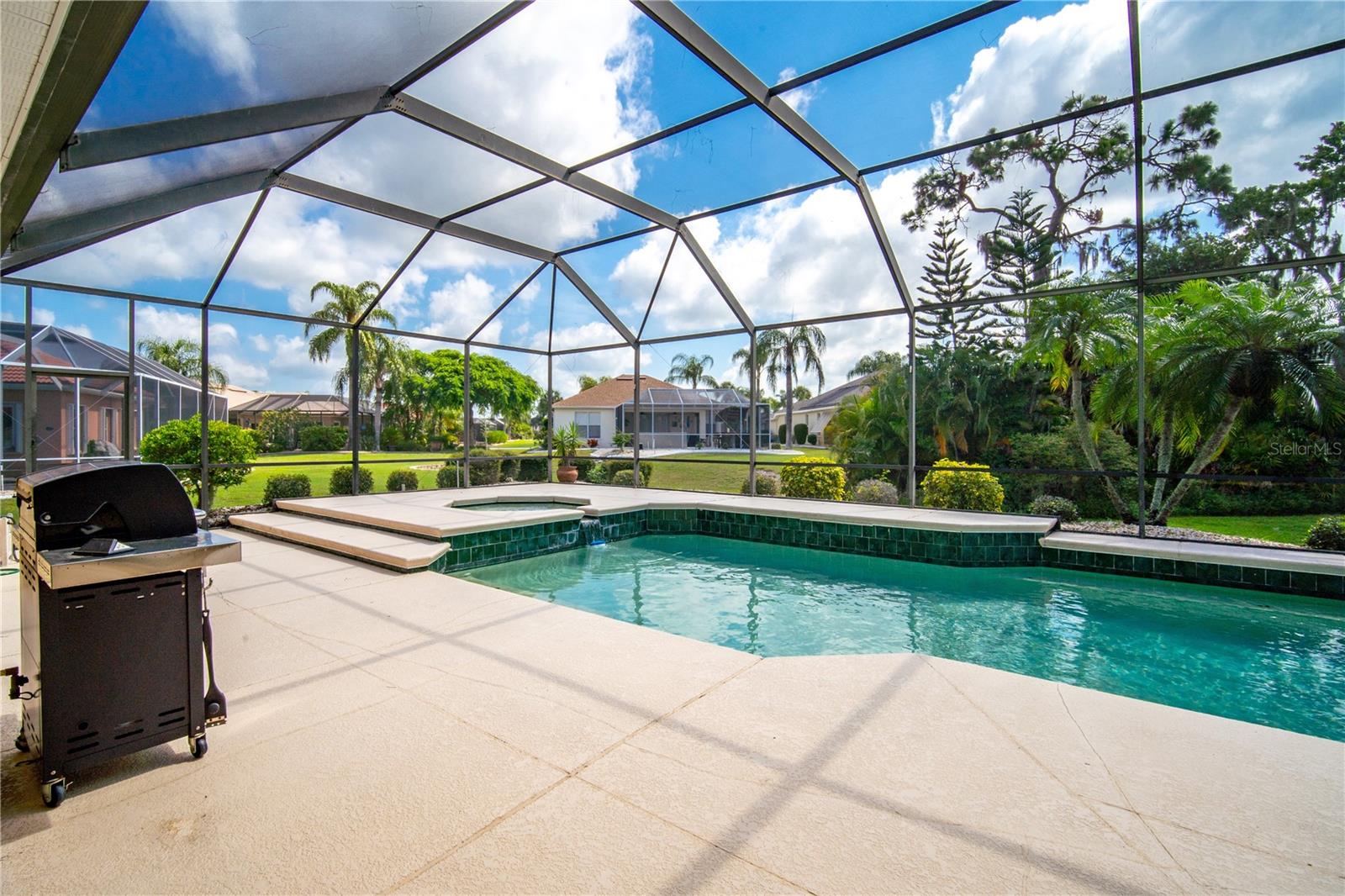 1103 SIGNATURE DR, SUN CITY CENTER, FL, 33573