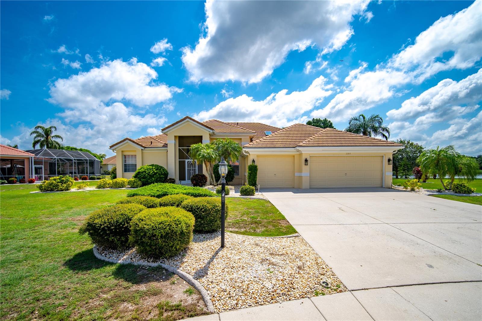 1103 SIGNATURE DR, SUN CITY CENTER, FL, 33573