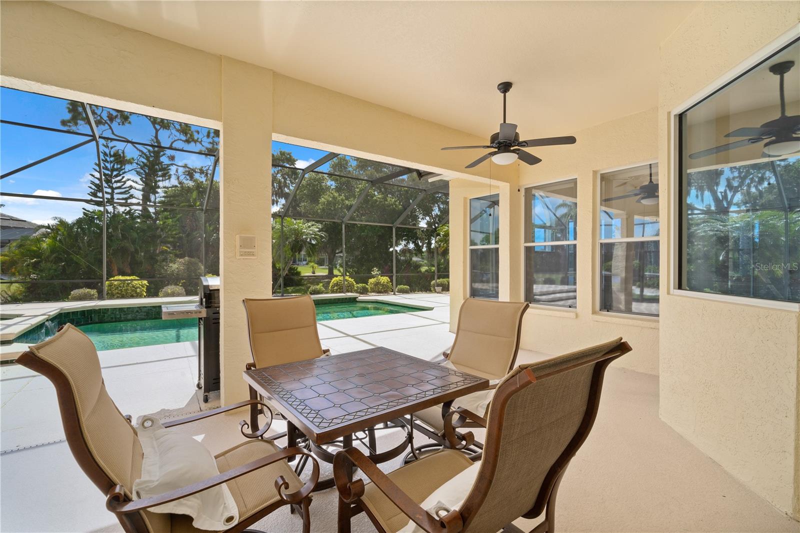 1103 SIGNATURE DR, SUN CITY CENTER, FL, 33573