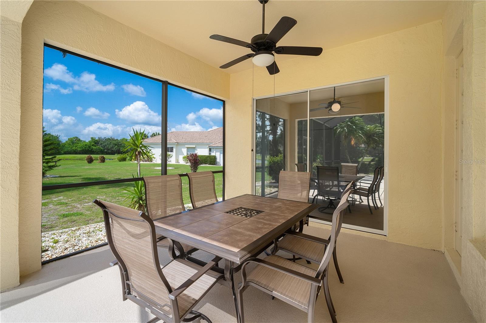 1103 SIGNATURE DR, SUN CITY CENTER, FL, 33573