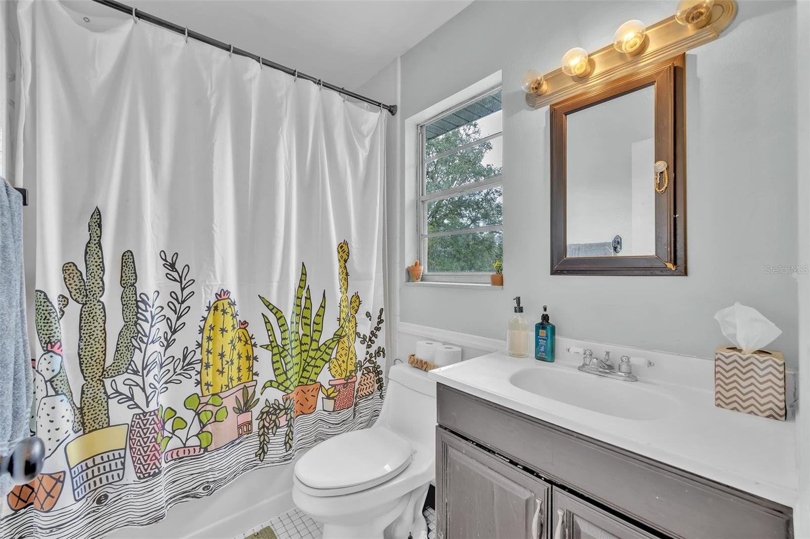 1398 5TH AVE, DELAND, FL, 32724