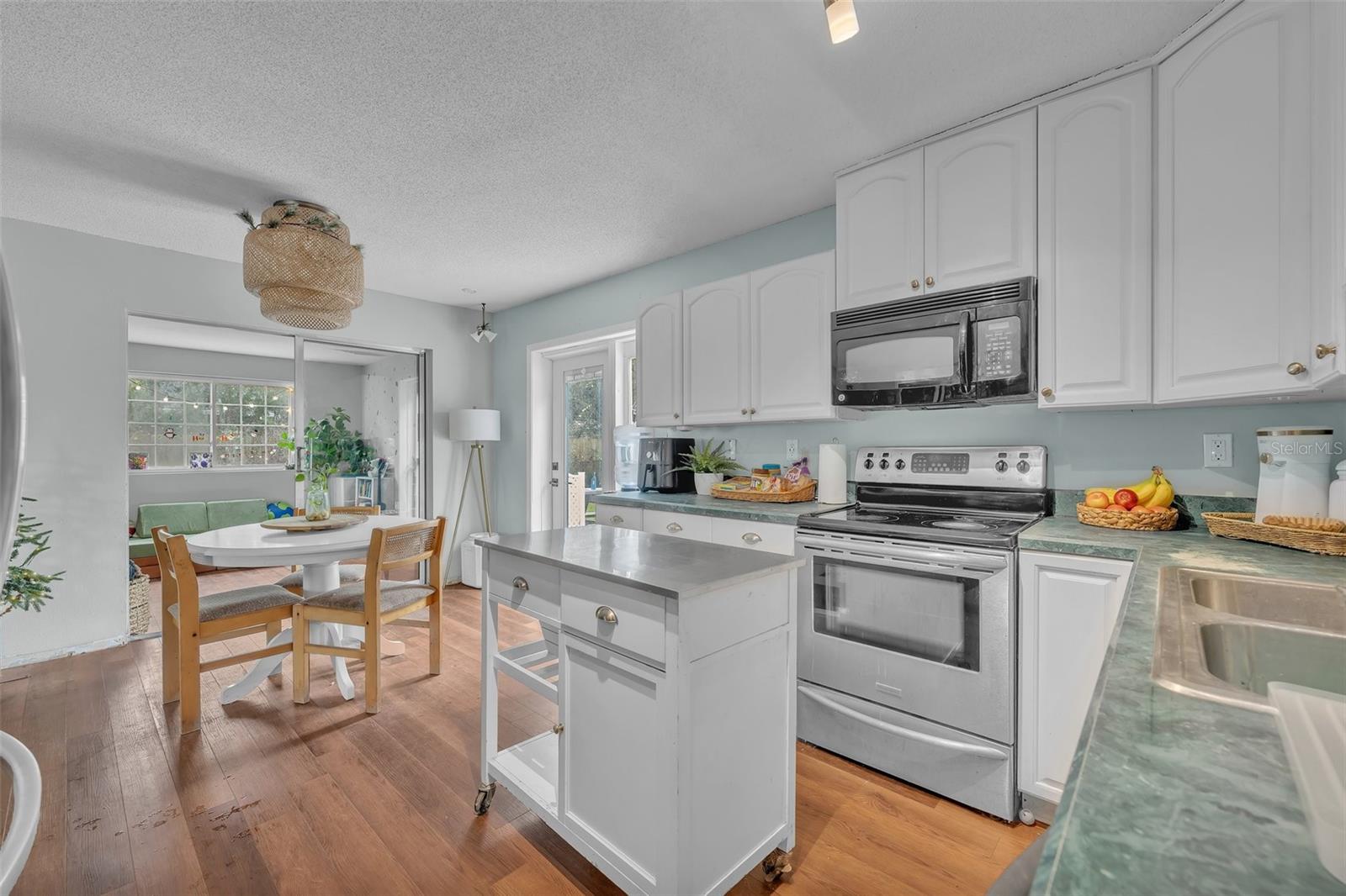 1398 5TH AVE, DELAND, FL, 32724