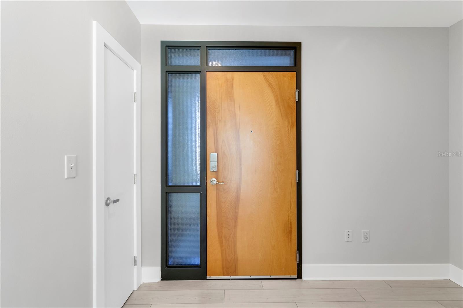 1501 DOYLE CARLTON DR #303, TAMPA, FL, 33602