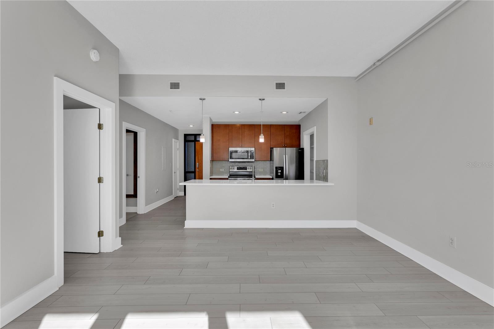 1501 DOYLE CARLTON DR #303, TAMPA, FL, 33602