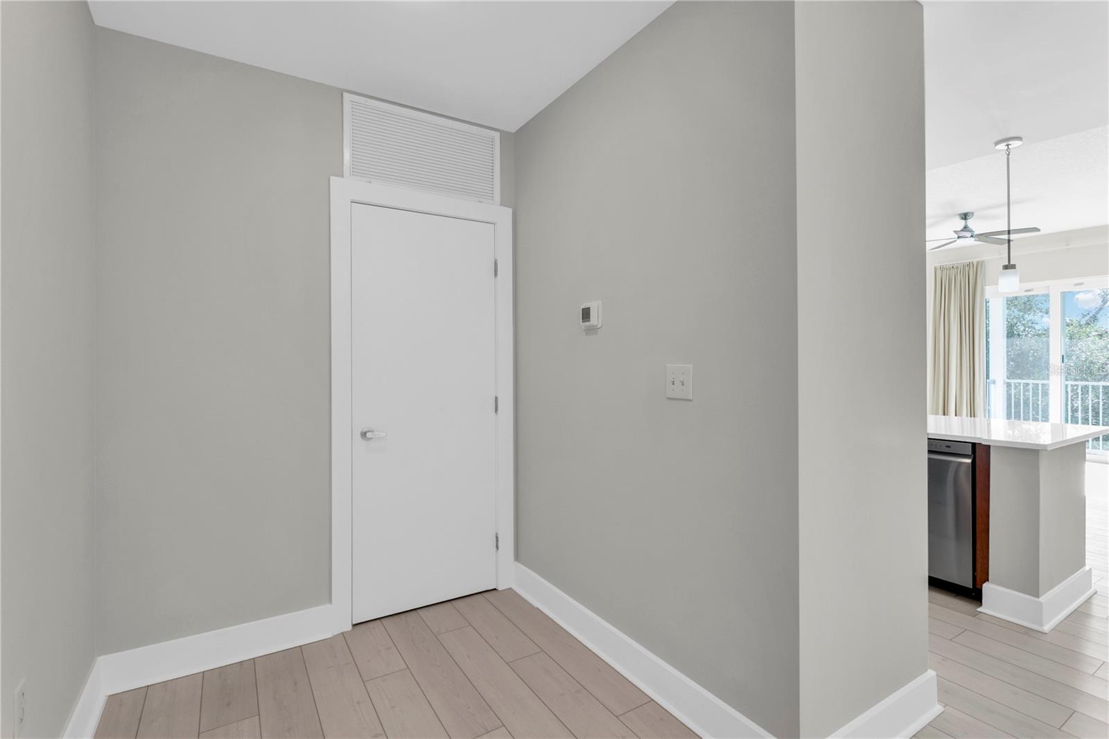 1501 DOYLE CARLTON DR #303, TAMPA, FL, 33602