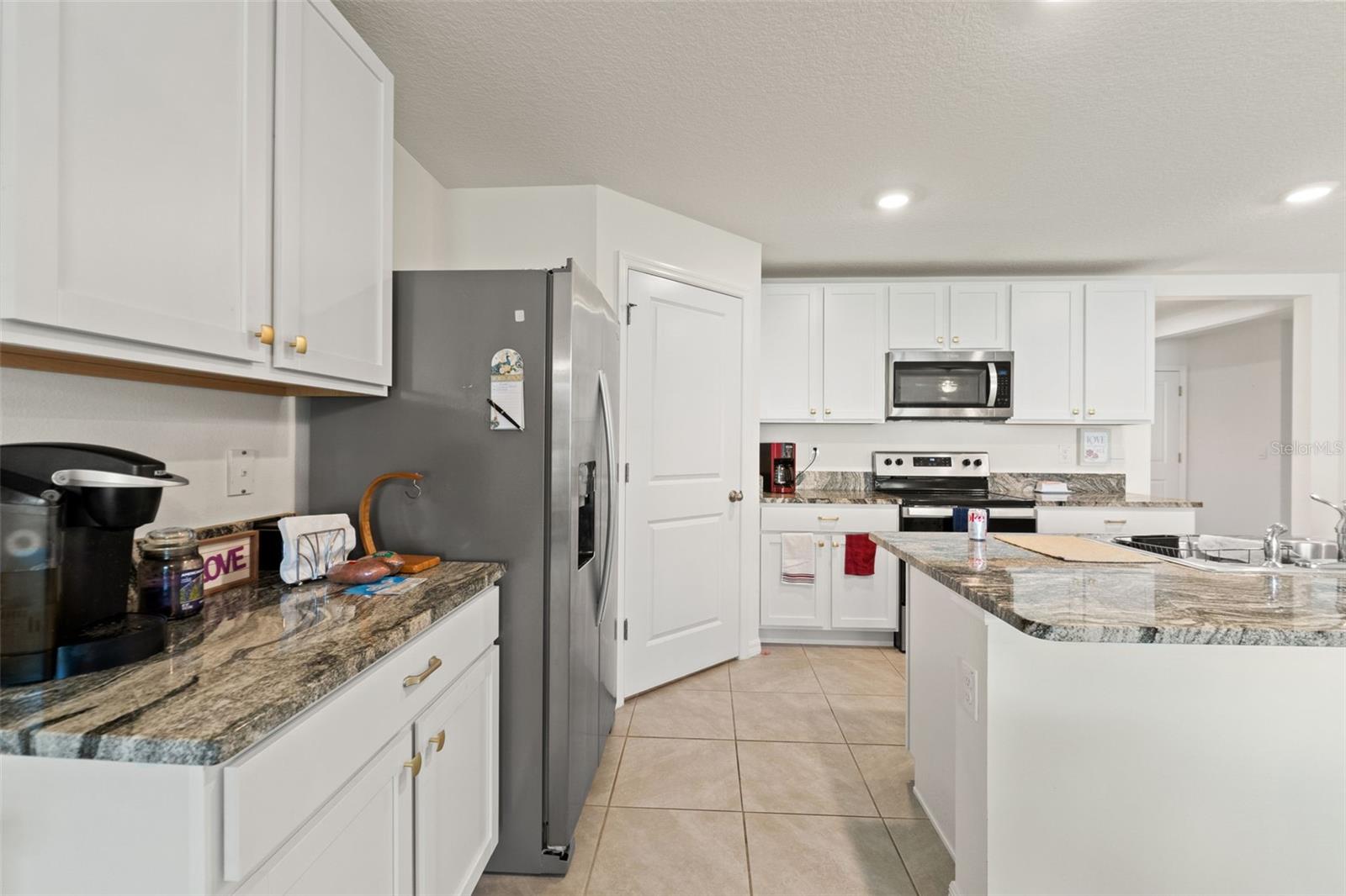 3900 AUTUMN AMBER DR, SPRING HILL, FL, 34609