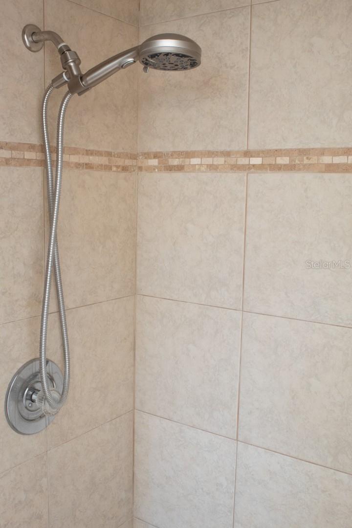 2233 ARDON AVE, ORLANDO, FL, 32833