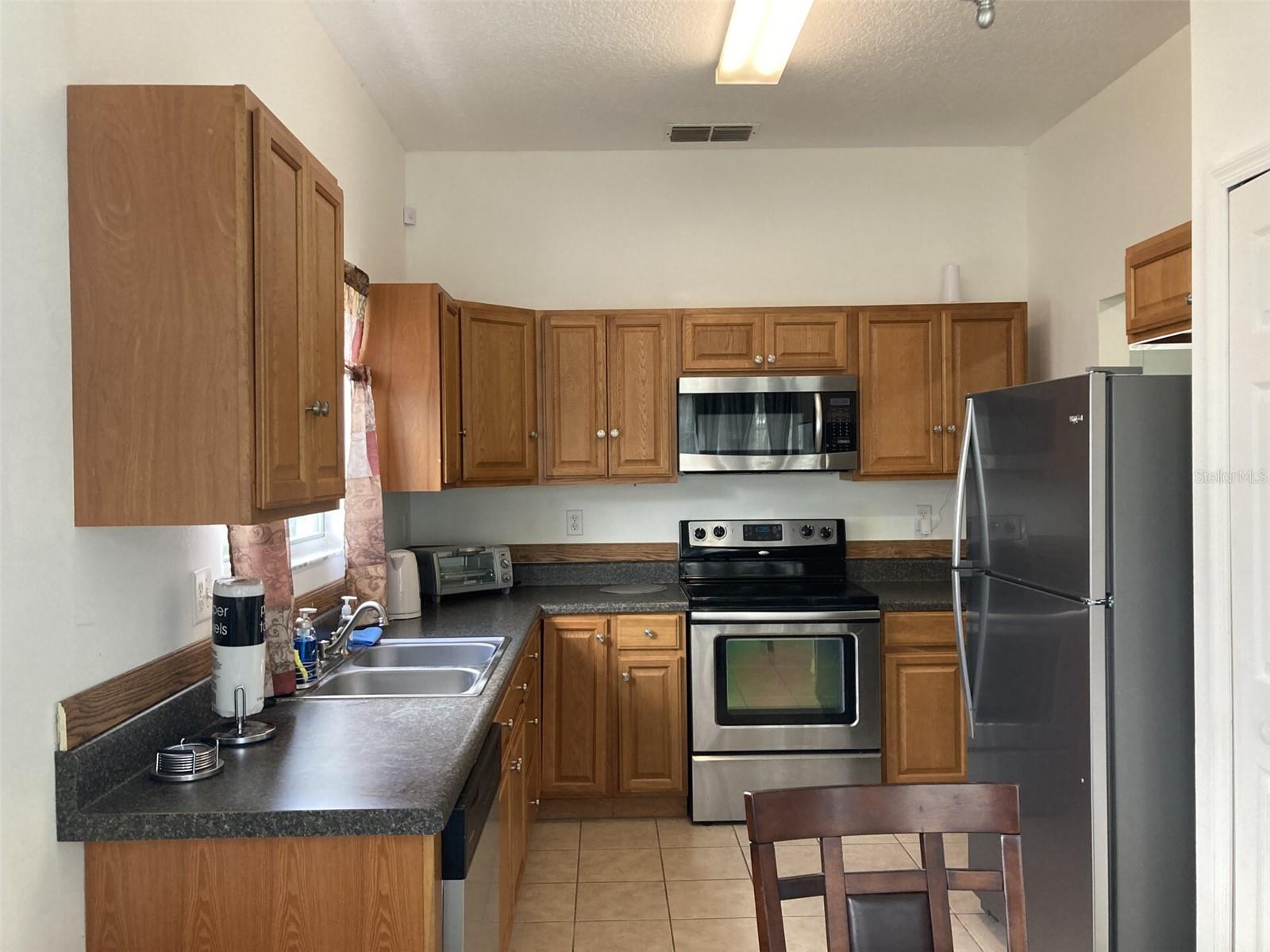 2233 ARDON AVE, ORLANDO, FL, 32833