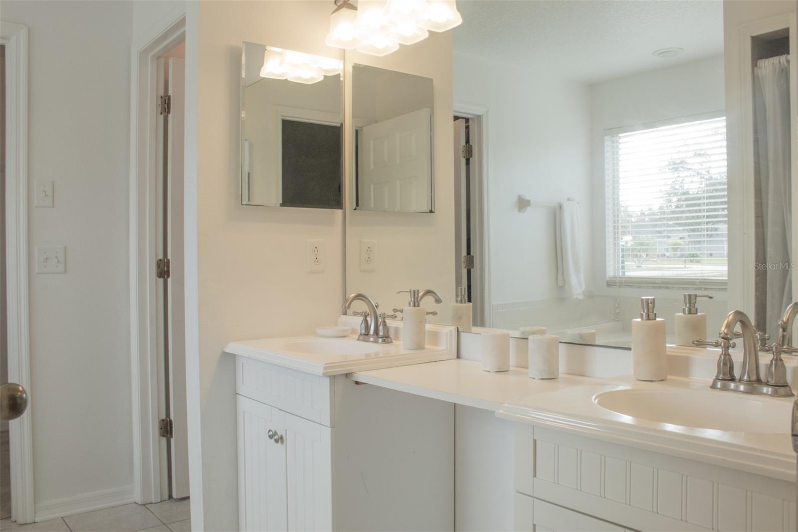 2233 ARDON AVE, ORLANDO, FL, 32833