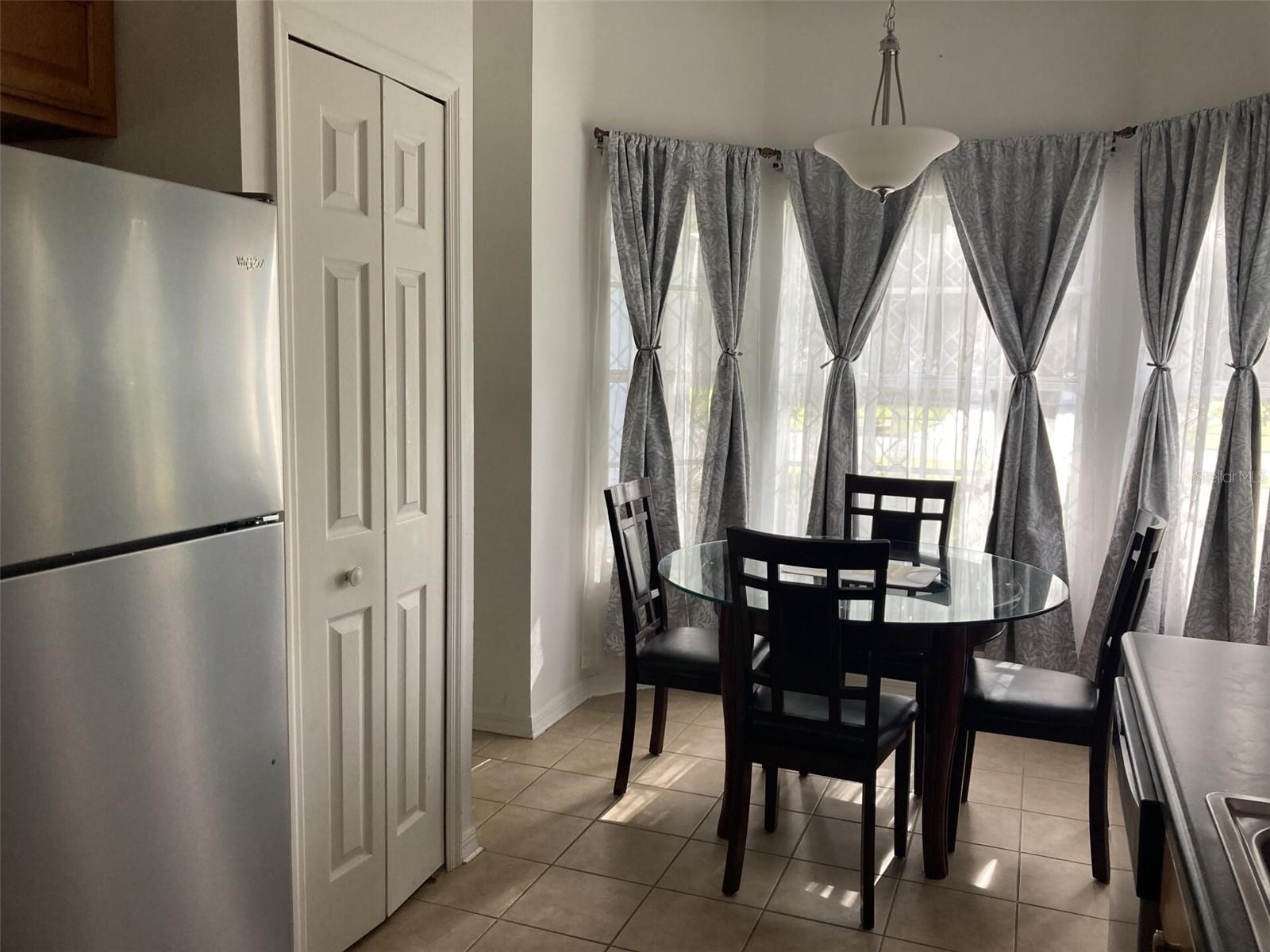 2233 ARDON AVE, ORLANDO, FL, 32833