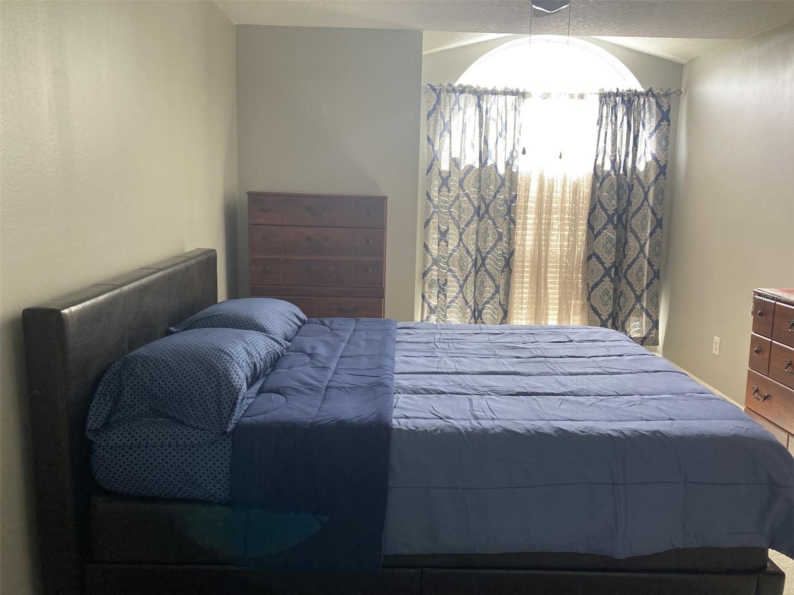 2233 ARDON AVE, ORLANDO, FL, 32833