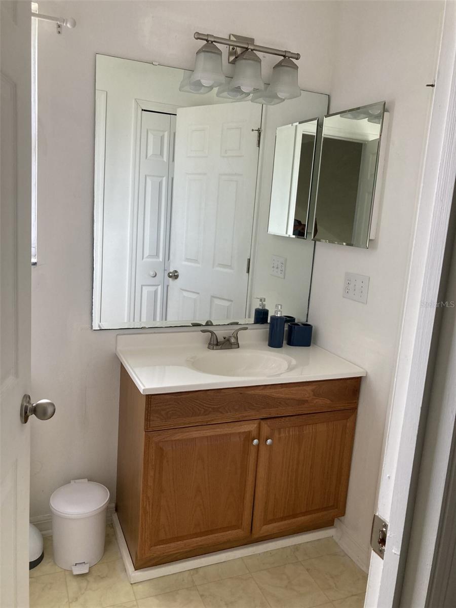 2233 ARDON AVE, ORLANDO, FL, 32833