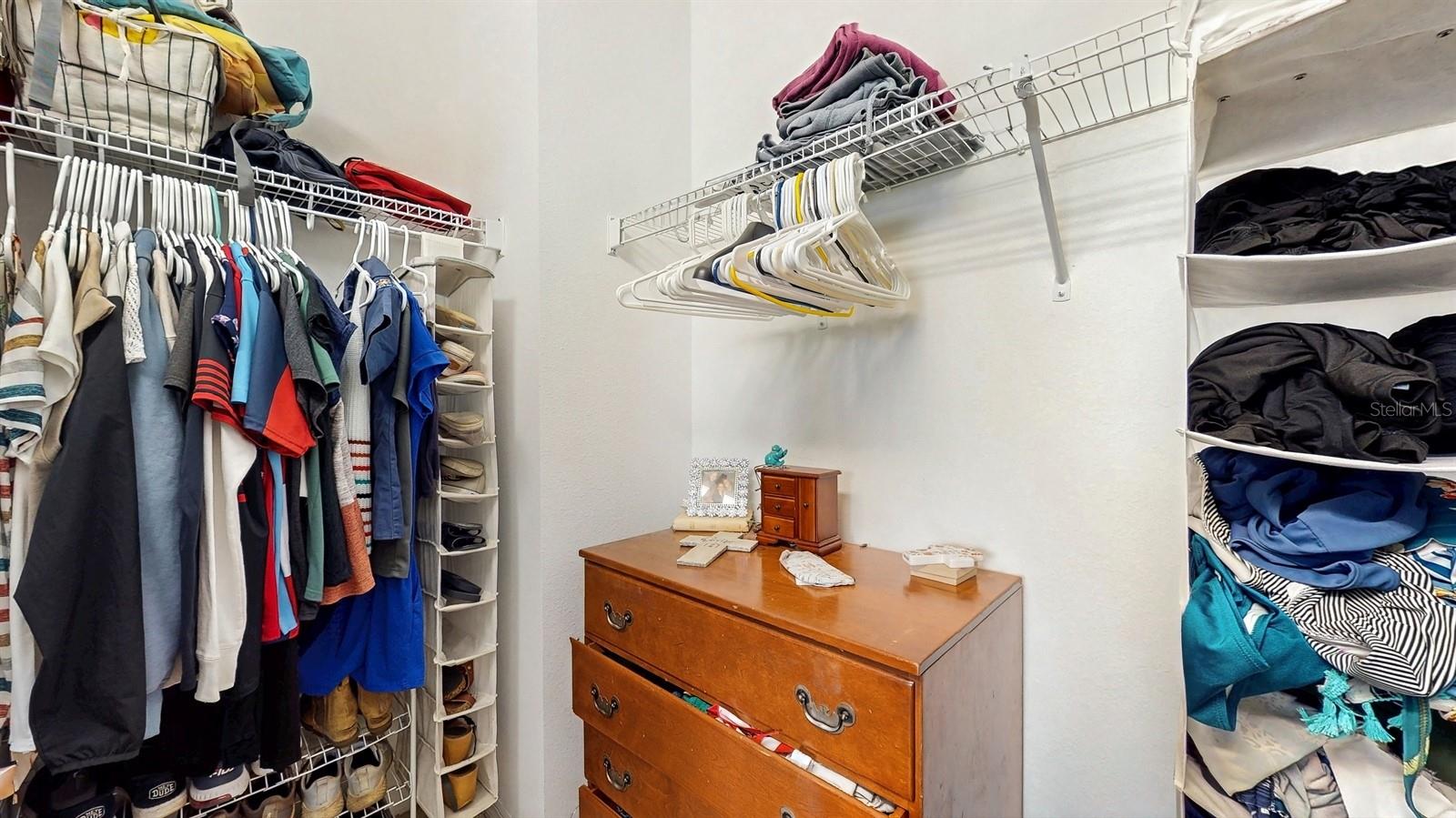 8111 BRICKLETON WOODS AVE, GIBSONTON, FL, 33534