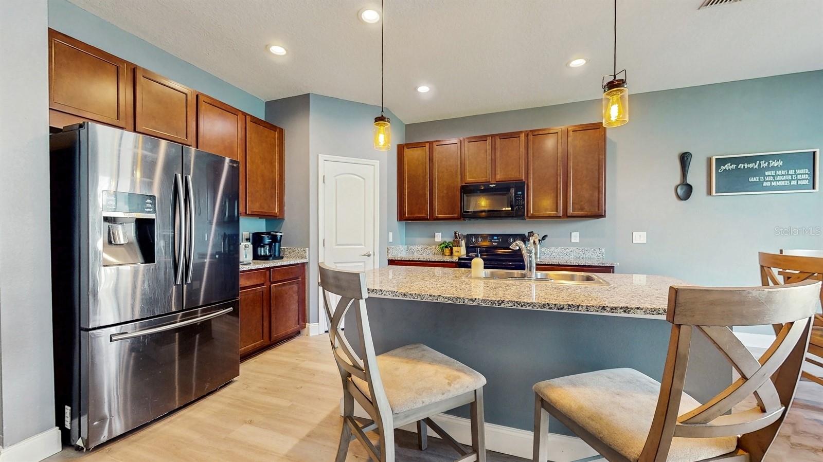 8111 BRICKLETON WOODS AVE, GIBSONTON, FL, 33534