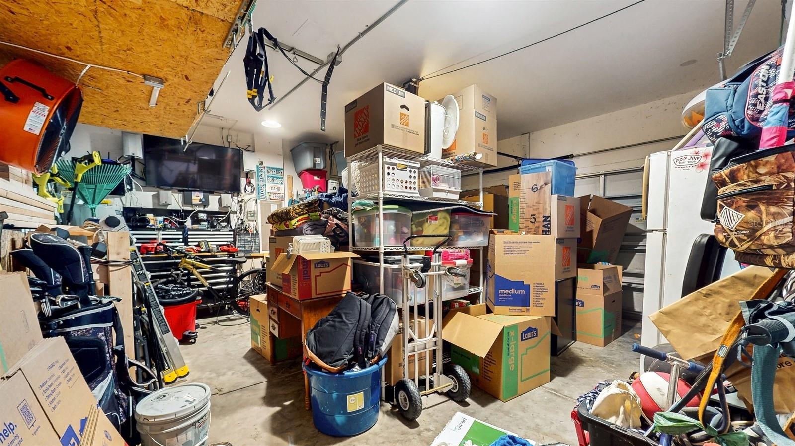 8111 BRICKLETON WOODS AVE, GIBSONTON, FL, 33534