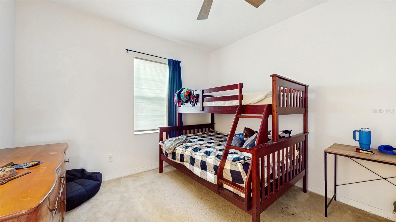 8111 BRICKLETON WOODS AVE, GIBSONTON, FL, 33534