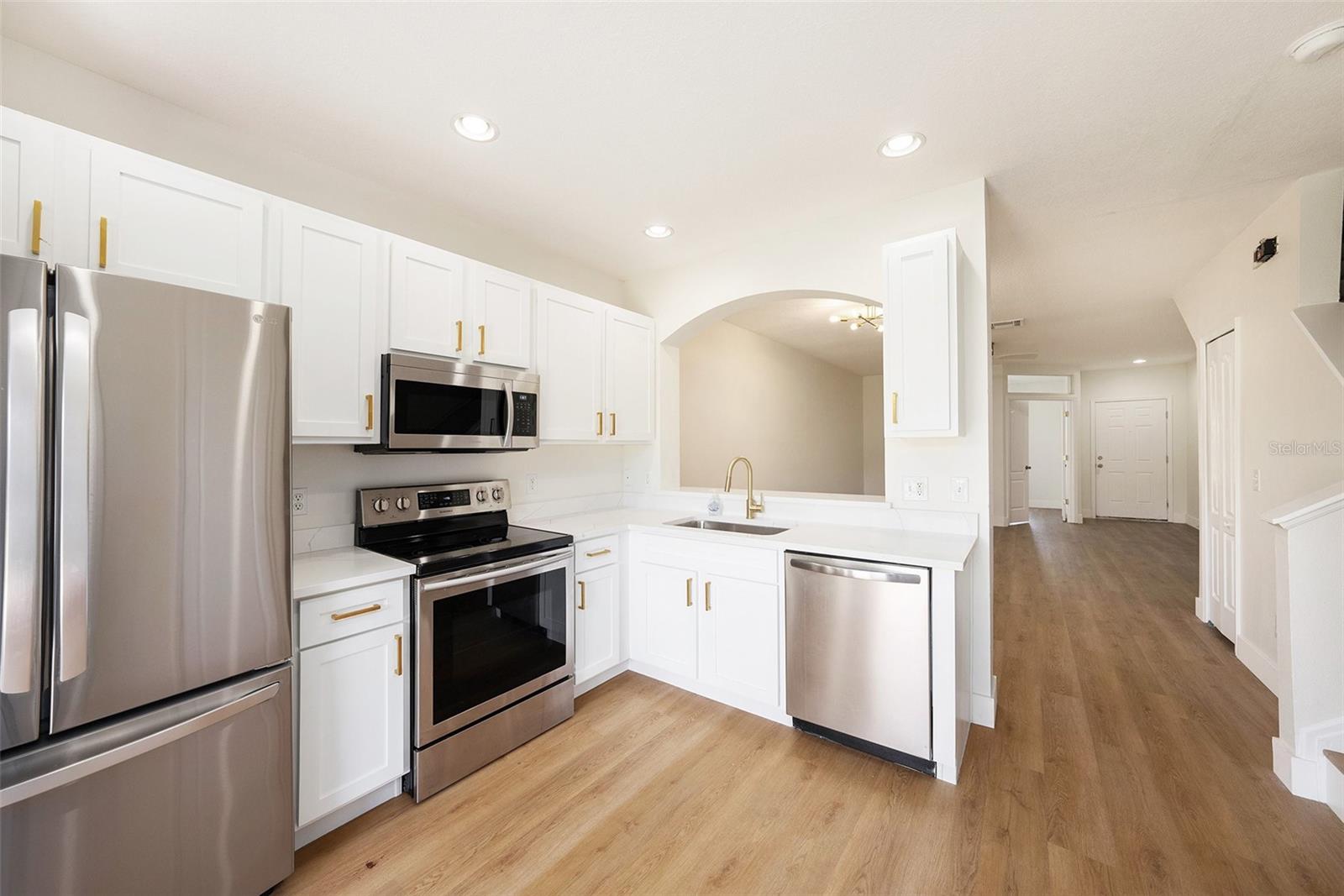 12437 FOXMOOR PEAK DR, RIVERVIEW, FL, 33579