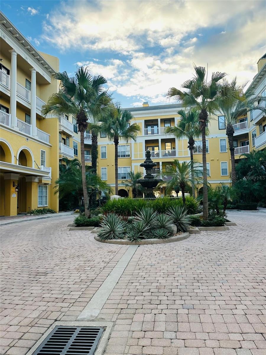 860 N ORANGE AVE #460, ORLANDO, FL, 32801