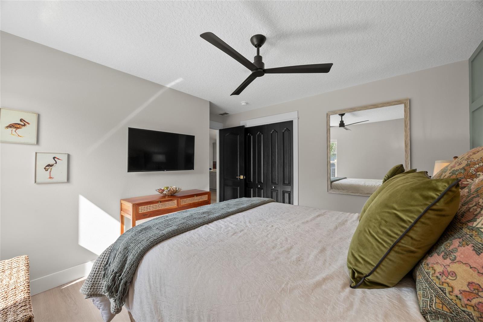 1301 JOHNS COVE LN, OAKLAND, FL, 34787