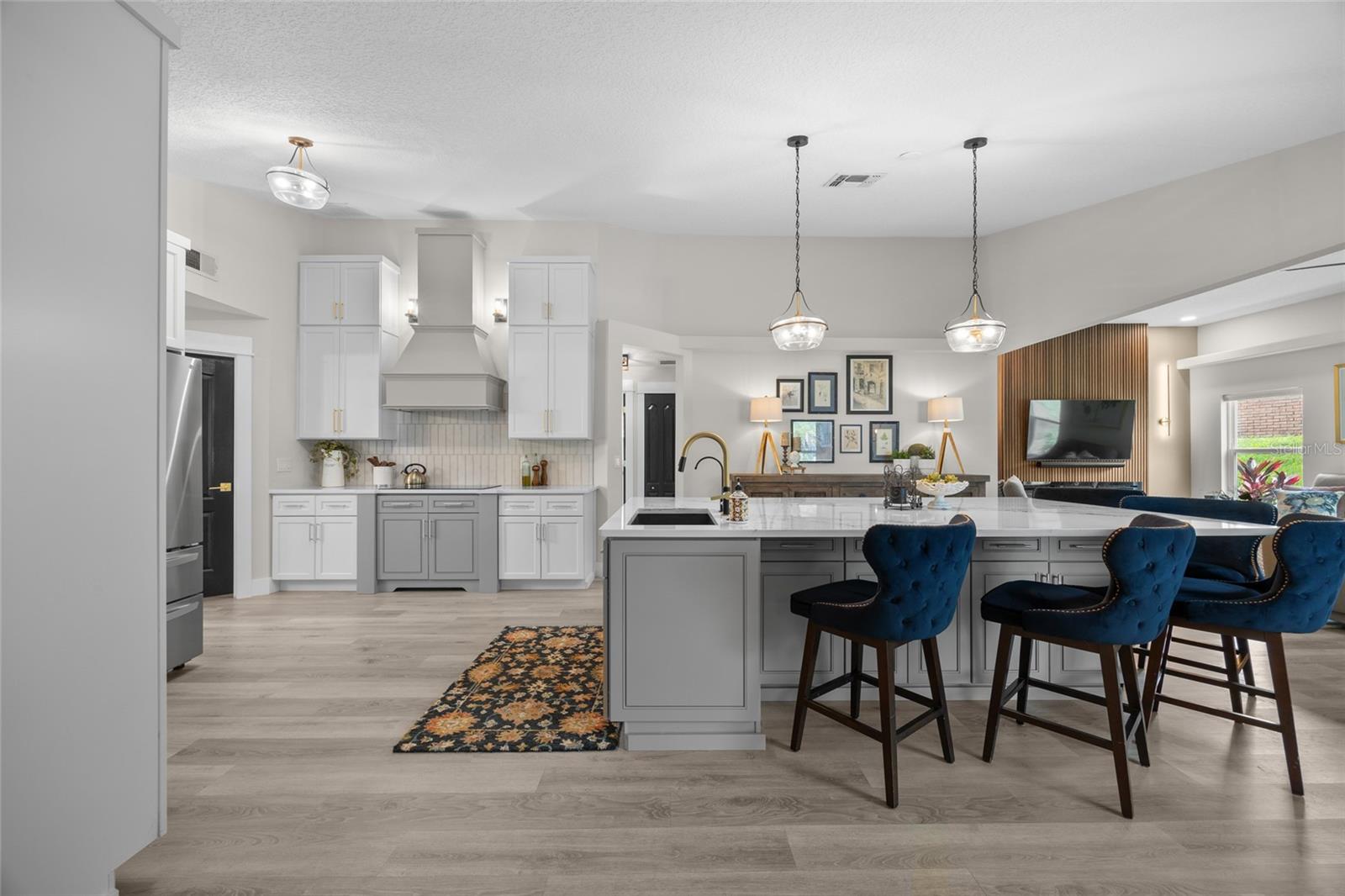 1301 JOHNS COVE LN, OAKLAND, FL, 34787