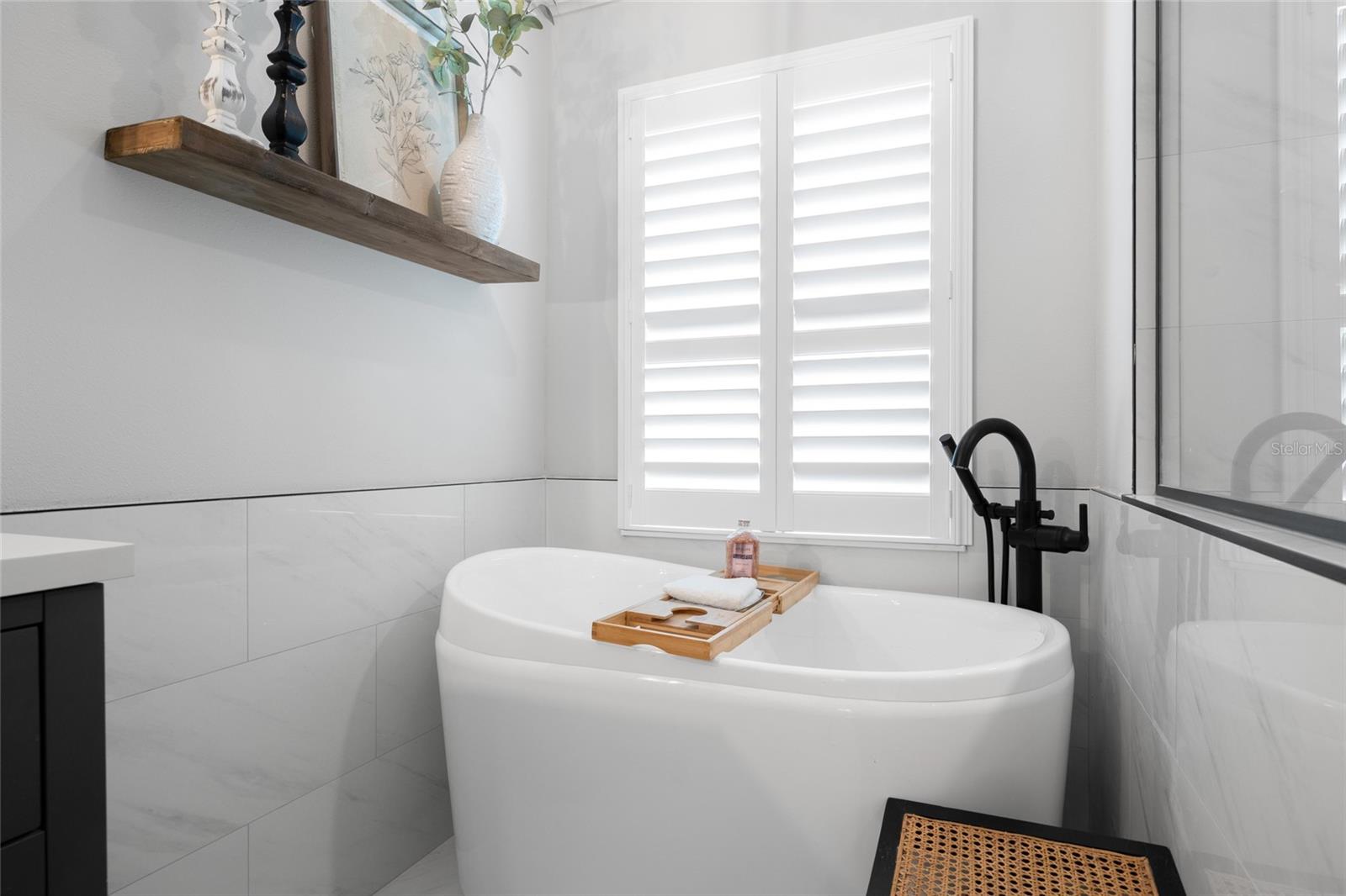 1301 JOHNS COVE LN, OAKLAND, FL, 34787