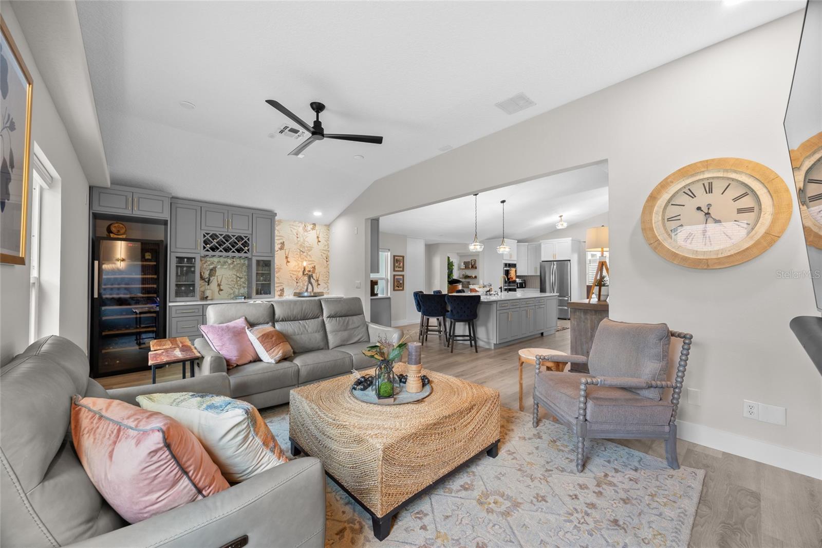 1301 JOHNS COVE LN, OAKLAND, FL, 34787