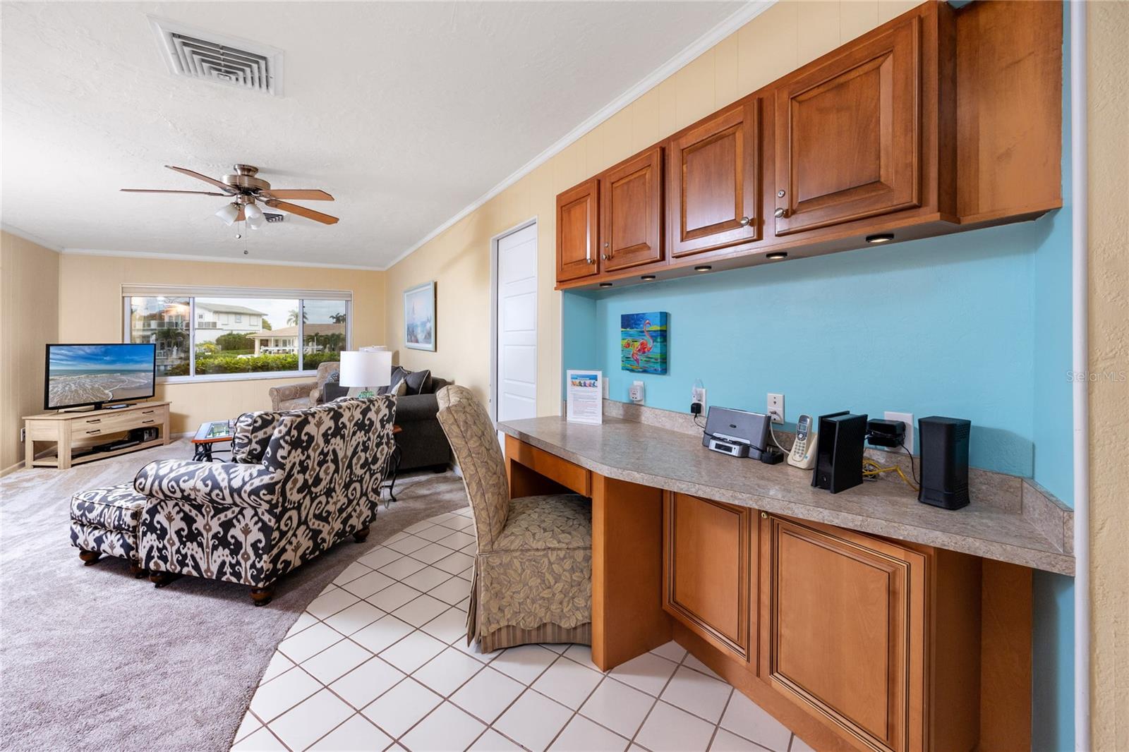 2096 MASSACHUSETTS AVE NE, ST PETERSBURG, FL, 33703