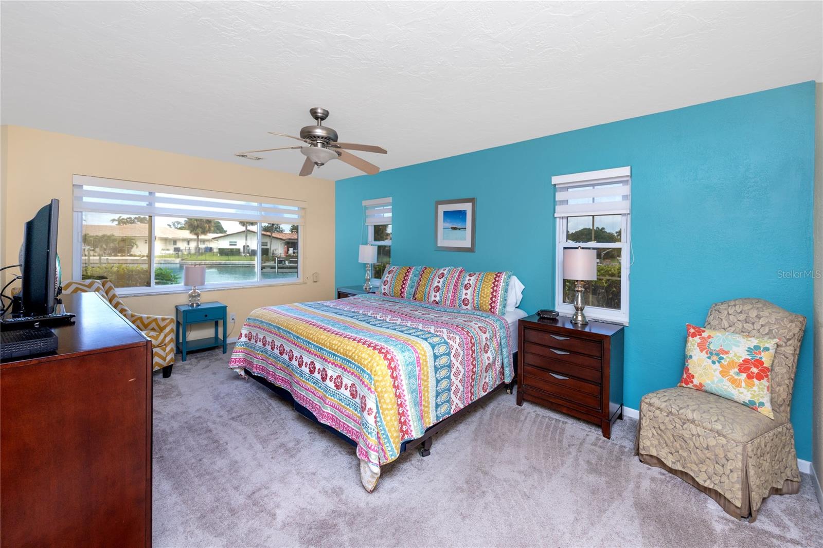 2096 MASSACHUSETTS AVE NE, ST PETERSBURG, FL, 33703