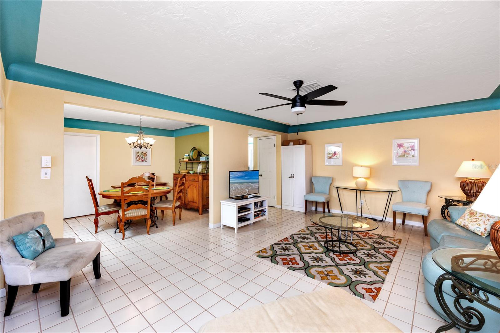 2096 MASSACHUSETTS AVE NE, ST PETERSBURG, FL, 33703