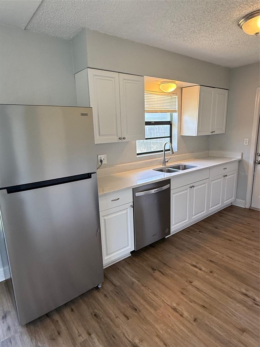 845 18TH AVE S, ST PETERSBURG, FL, 33705