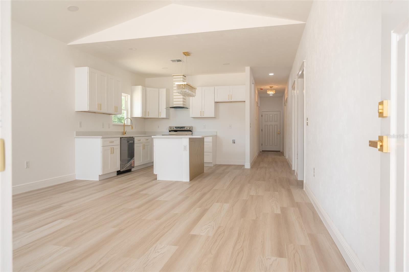 5690 NE 140TH CT, WILLISTON, FL, 32696