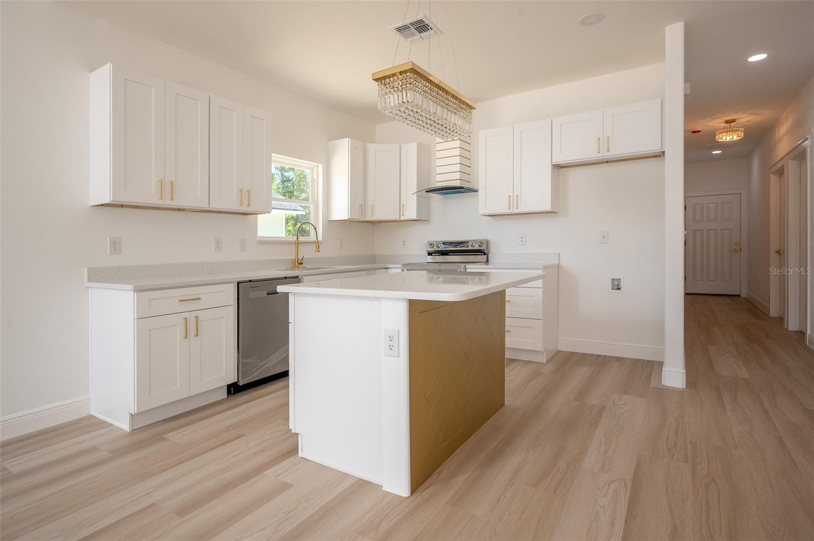 5690 NE 140TH CT, WILLISTON, FL, 32696