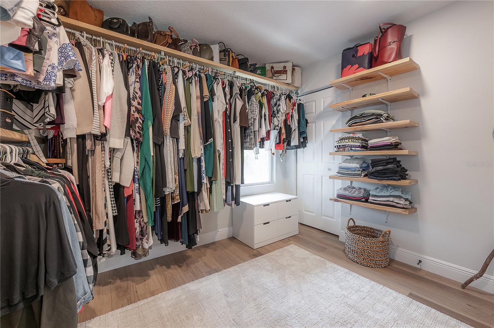 7314 N DARTMOUTH AVE, TAMPA, FL, 33604