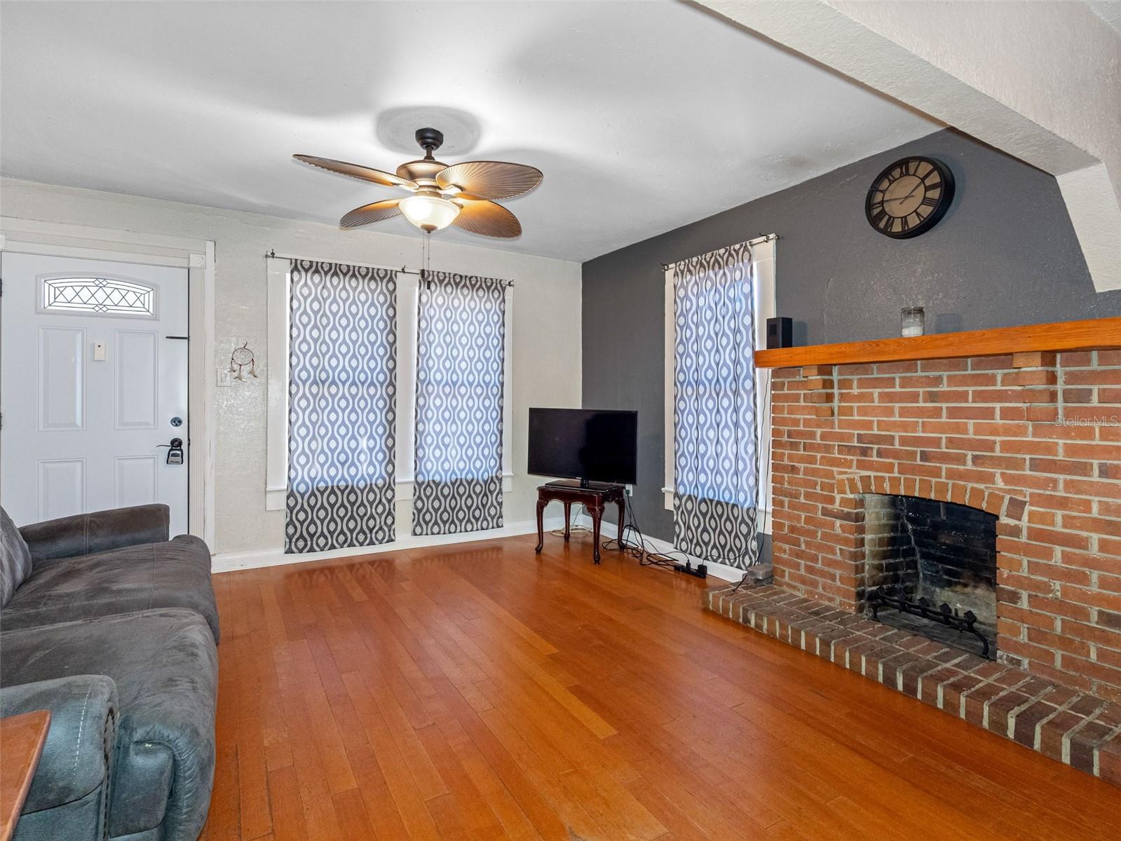 302 W CURTIS ST, TAMPA, FL, 33603