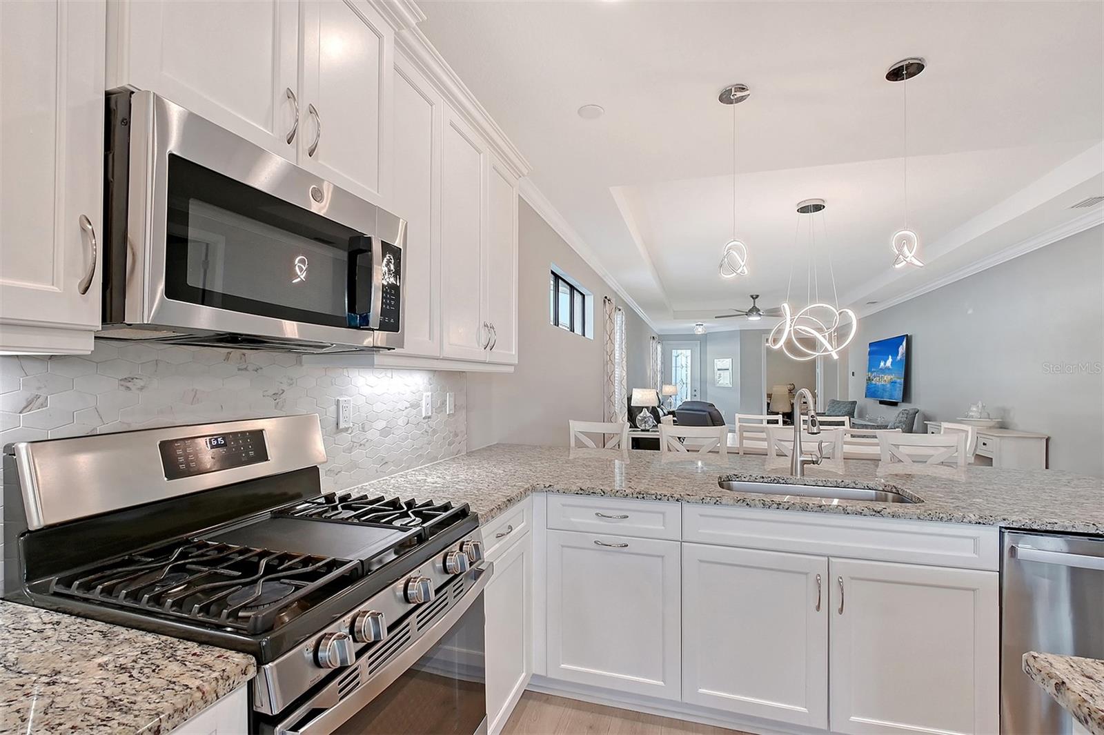 5187 BARNETT CIR, LAKEWOOD RANCH, FL, 34211