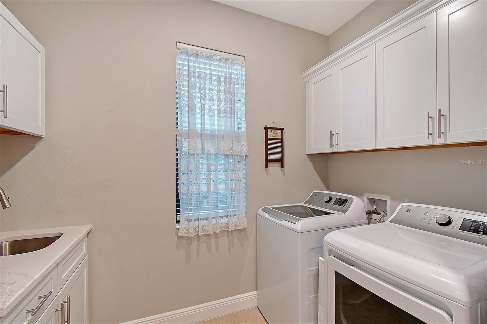 5187 BARNETT CIR, LAKEWOOD RANCH, FL, 34211