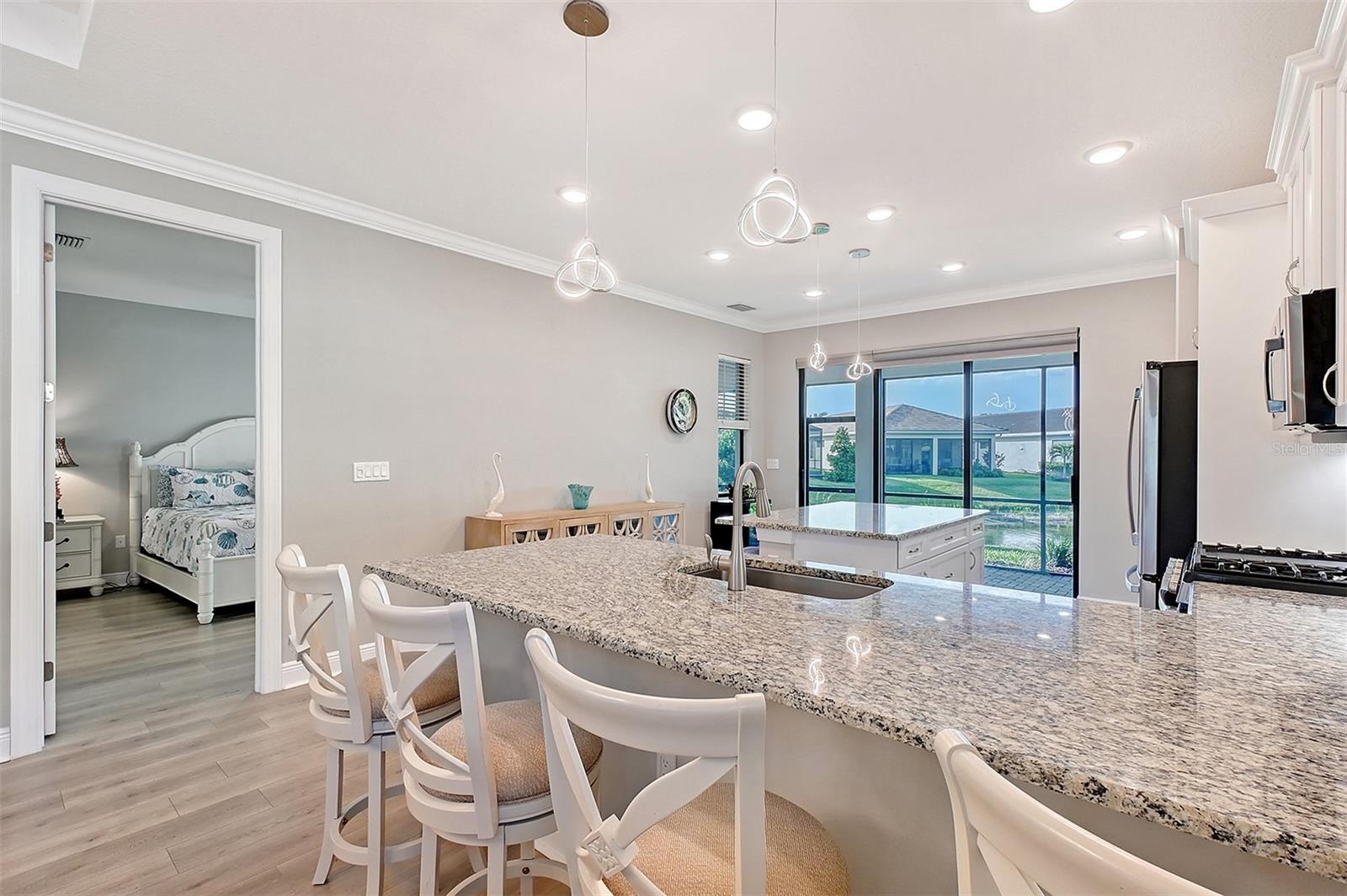 5187 BARNETT CIR, LAKEWOOD RANCH, FL, 34211