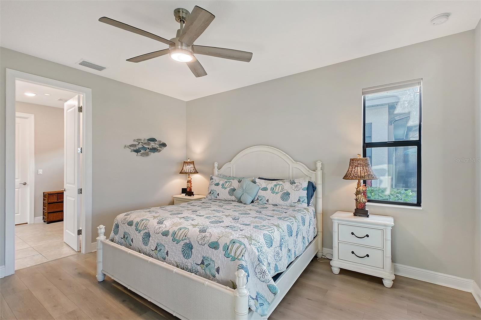 5187 BARNETT CIR, LAKEWOOD RANCH, FL, 34211