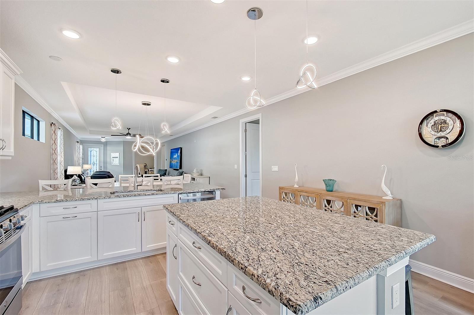 5187 BARNETT CIR, LAKEWOOD RANCH, FL, 34211