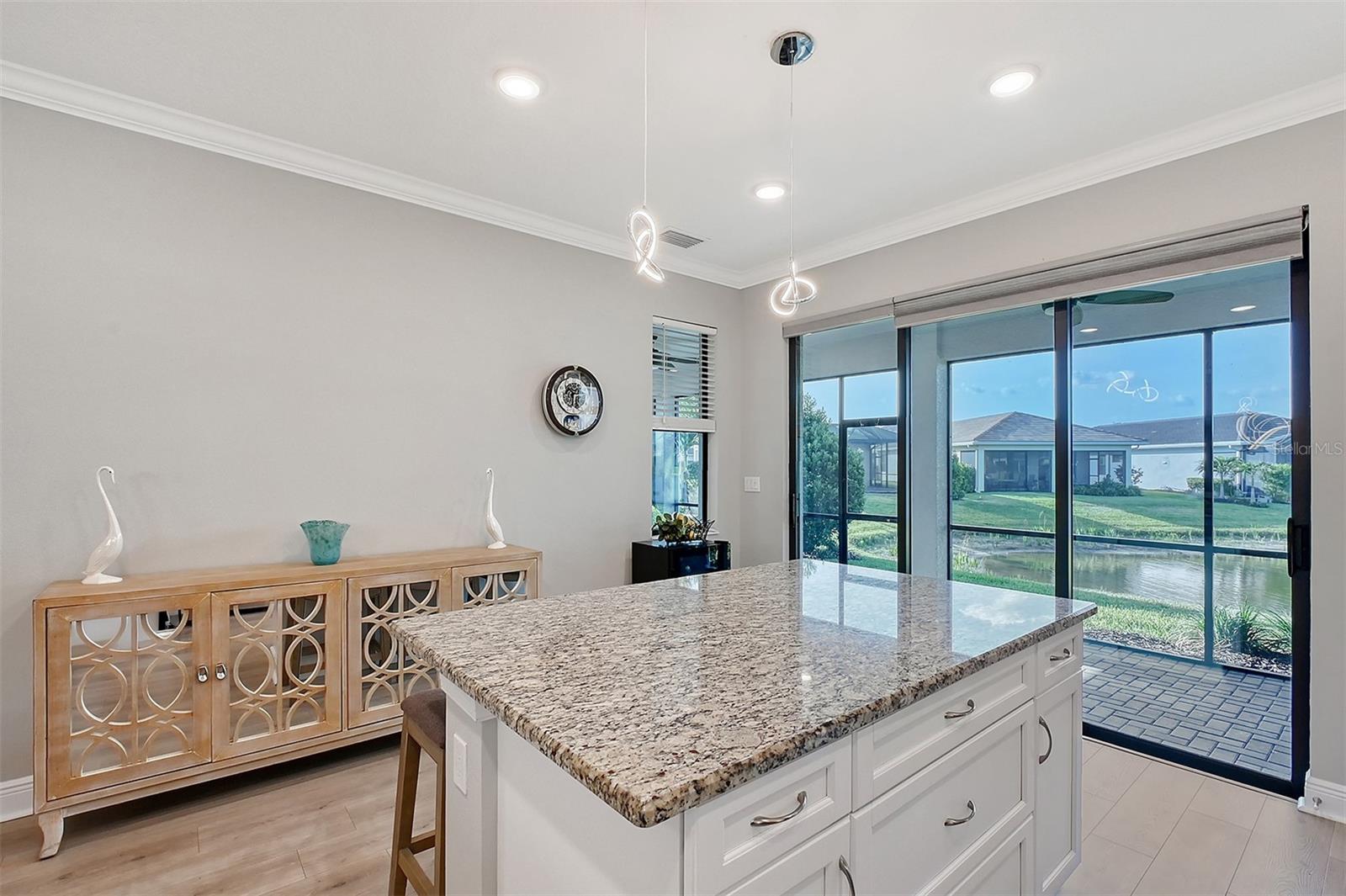 5187 BARNETT CIR, LAKEWOOD RANCH, FL, 34211