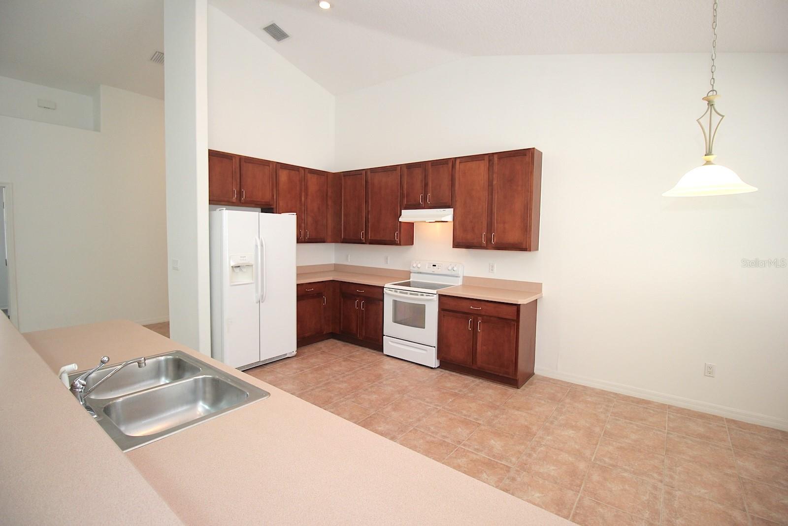 84 W WATERSIDE PKWY, PALM COAST, FL, 32137