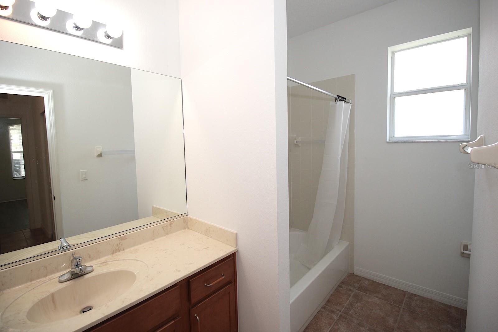 84 W WATERSIDE PKWY, PALM COAST, FL, 32137