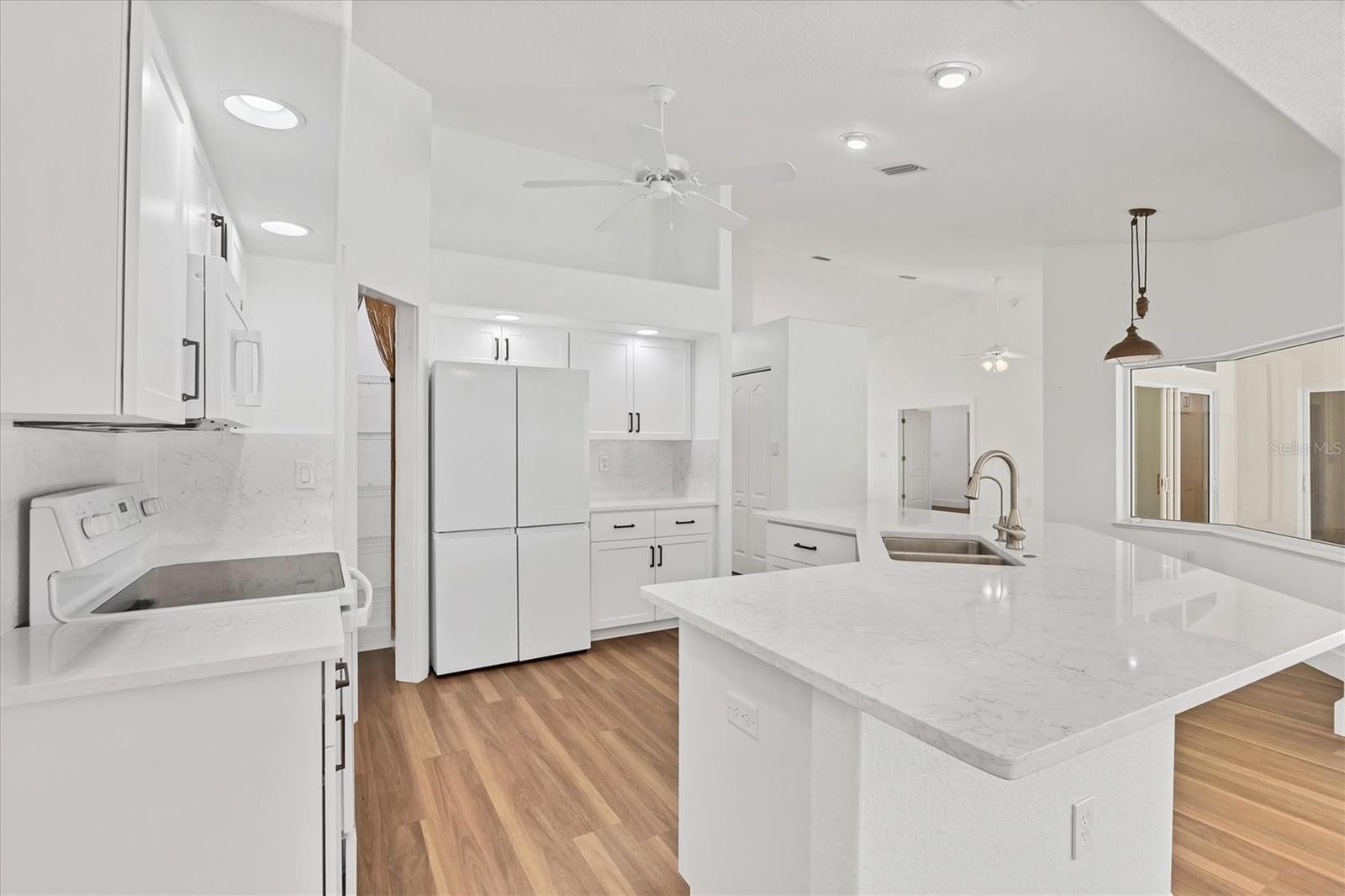 59 WHITE MARSH LN, ROTONDA WEST, FL, 33947