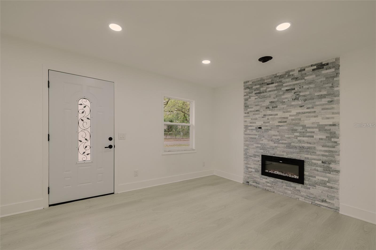 5801 N 17TH ST, TAMPA, FL, 33610