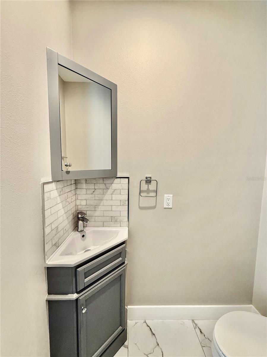 4910 W MCELROY AVE #3, TAMPA, FL, 33611