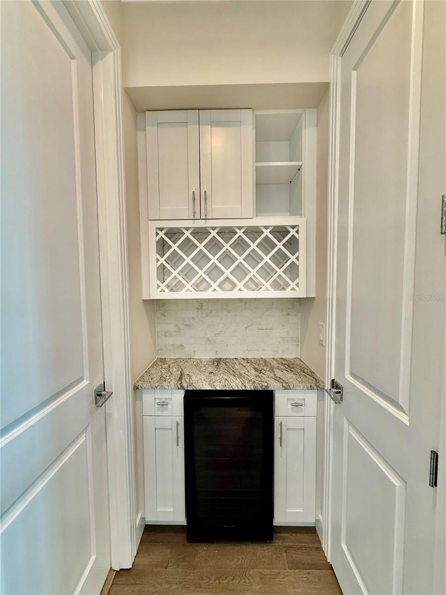 4910 W MCELROY AVE #3, TAMPA, FL, 33611